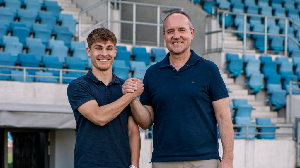 Tom Grimmer receives professional contract with FSV Frankfurt!
